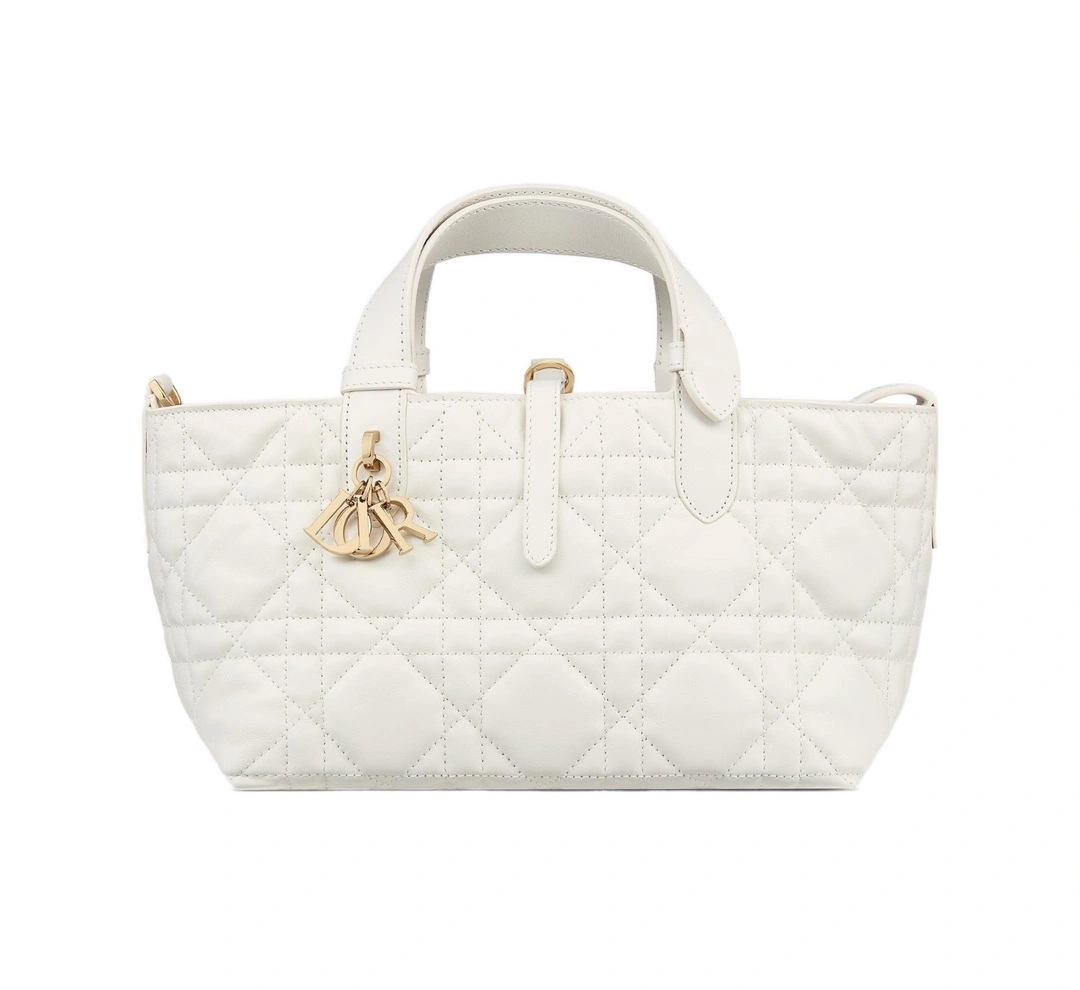 MOMO-- M2822OSHJ-M030 item:D-B000A1583
