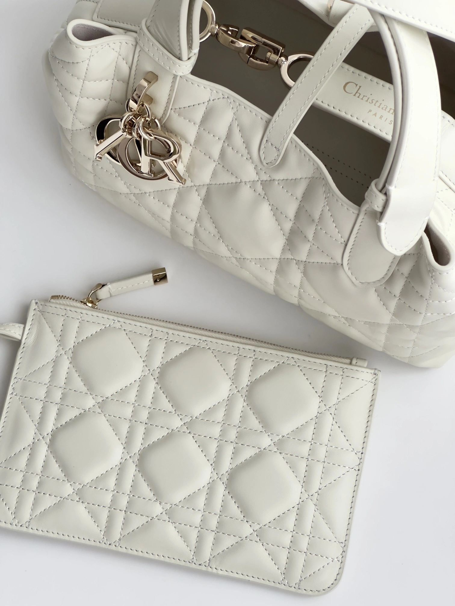MOMO-- M2822OSHJ-M030 item:D-B000A1583