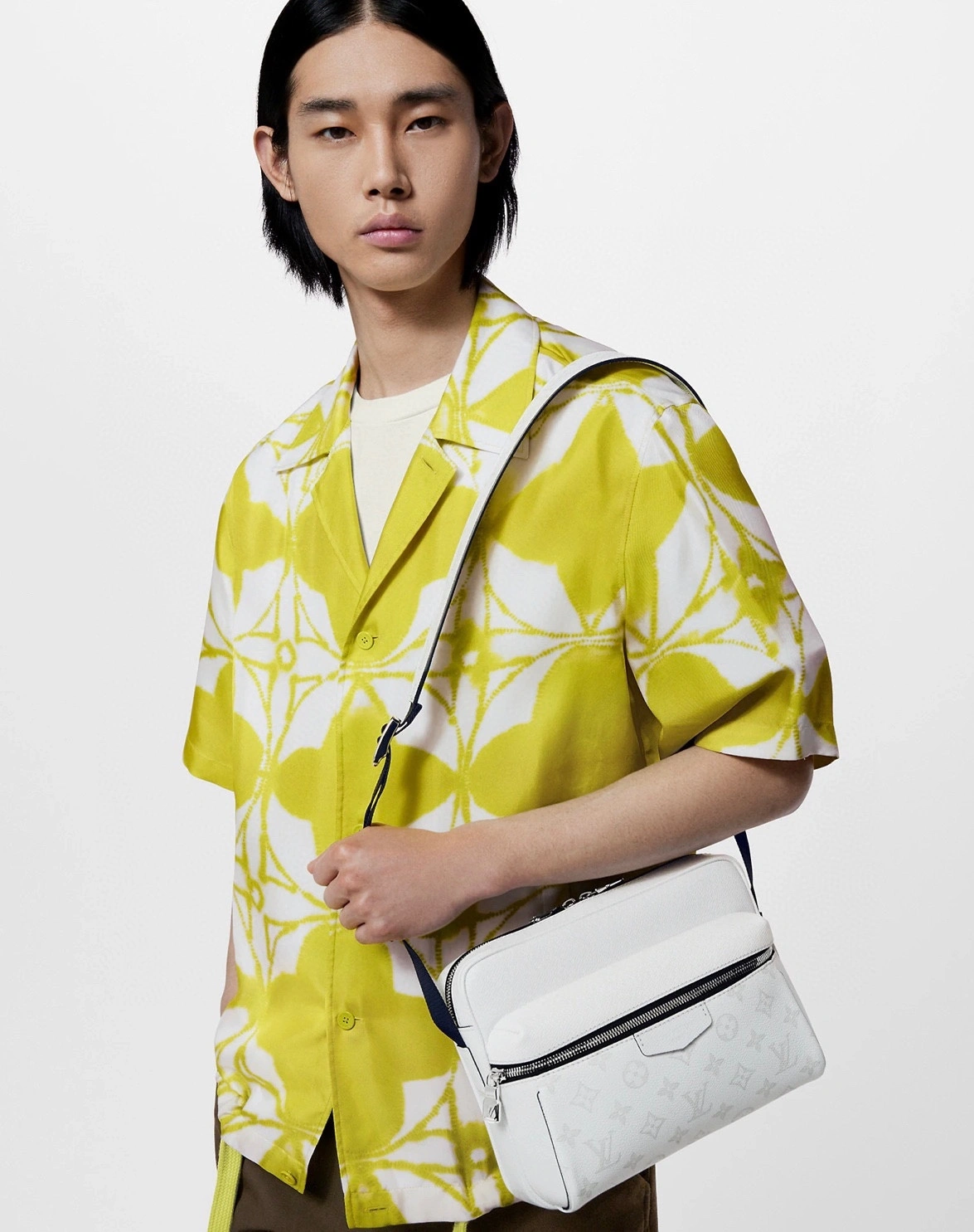 MOMO-- M30873 item：C-B063F0930R