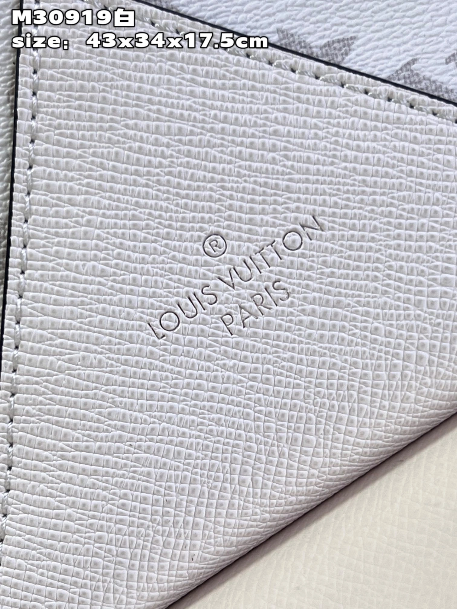 MOMO-- M30919 item：C-B479F0989R