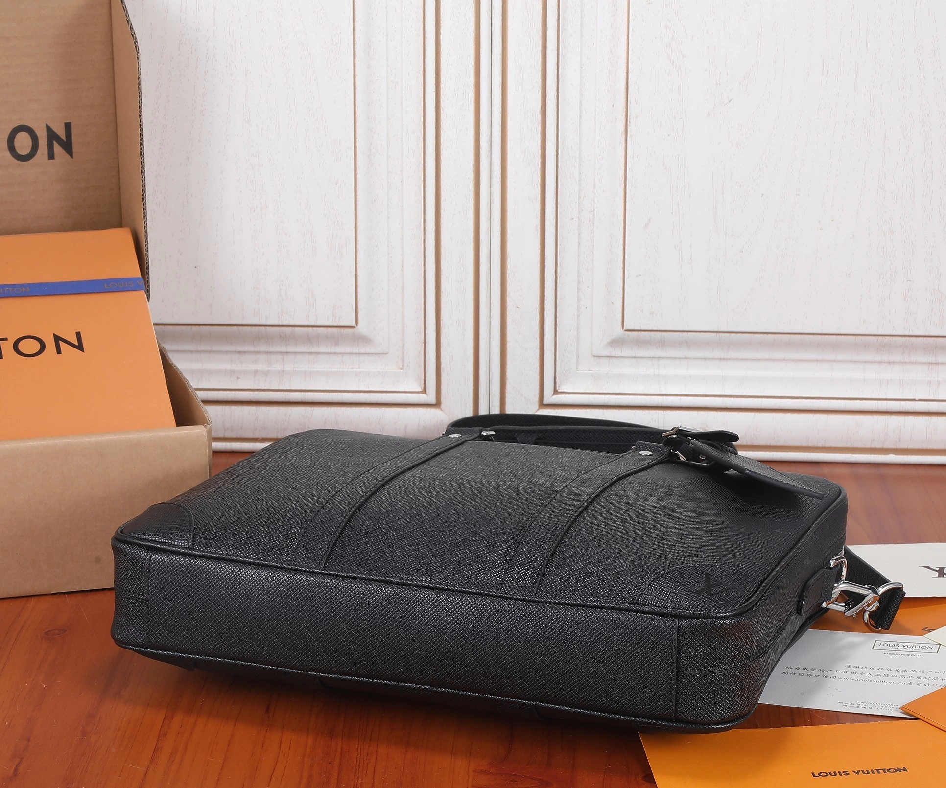 MOMO-- M30925 item：C-B000I2519V