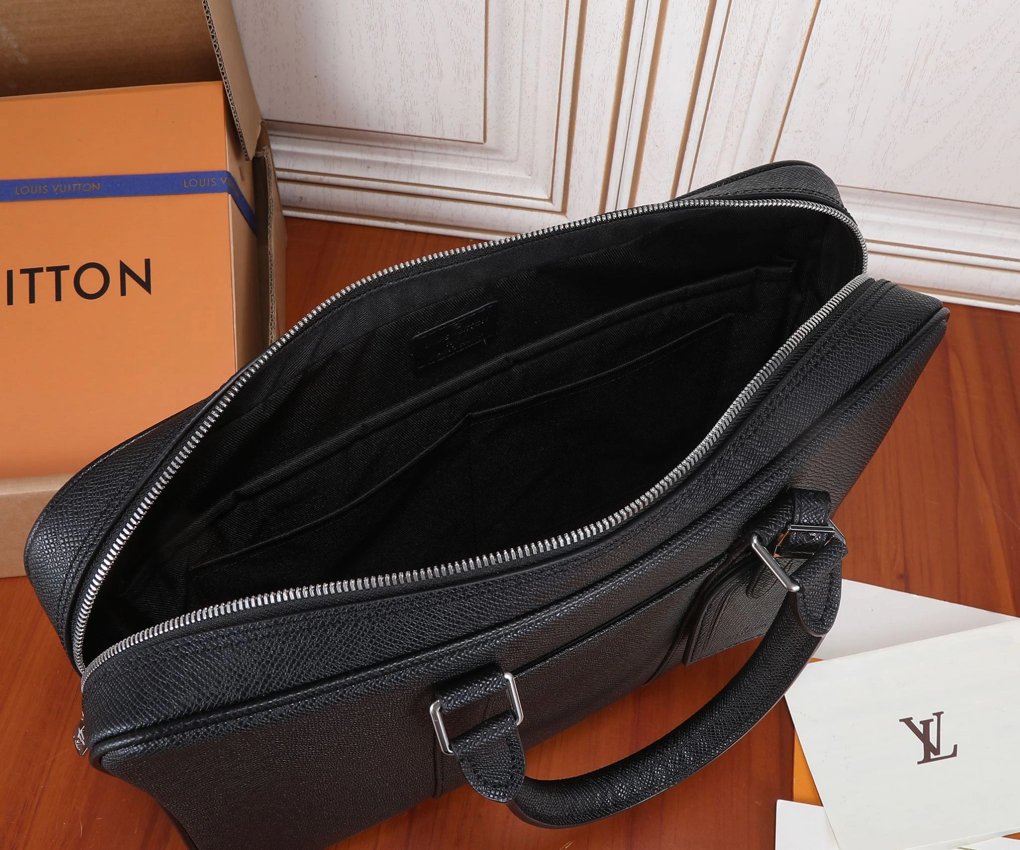 MOMO-- M30925 item：C-B000I2519V