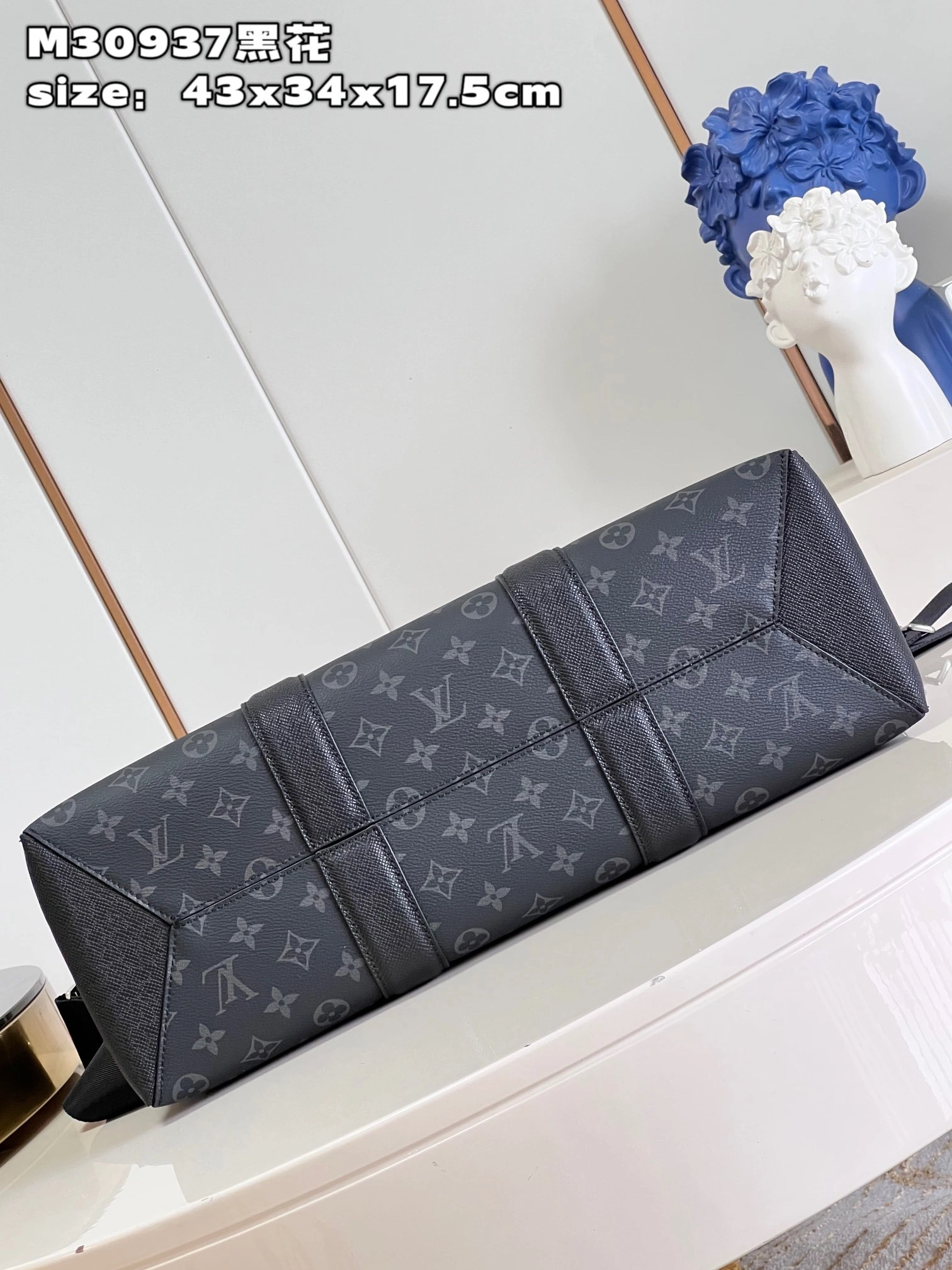 MOMO-- M30937 item：C-B479F1813R