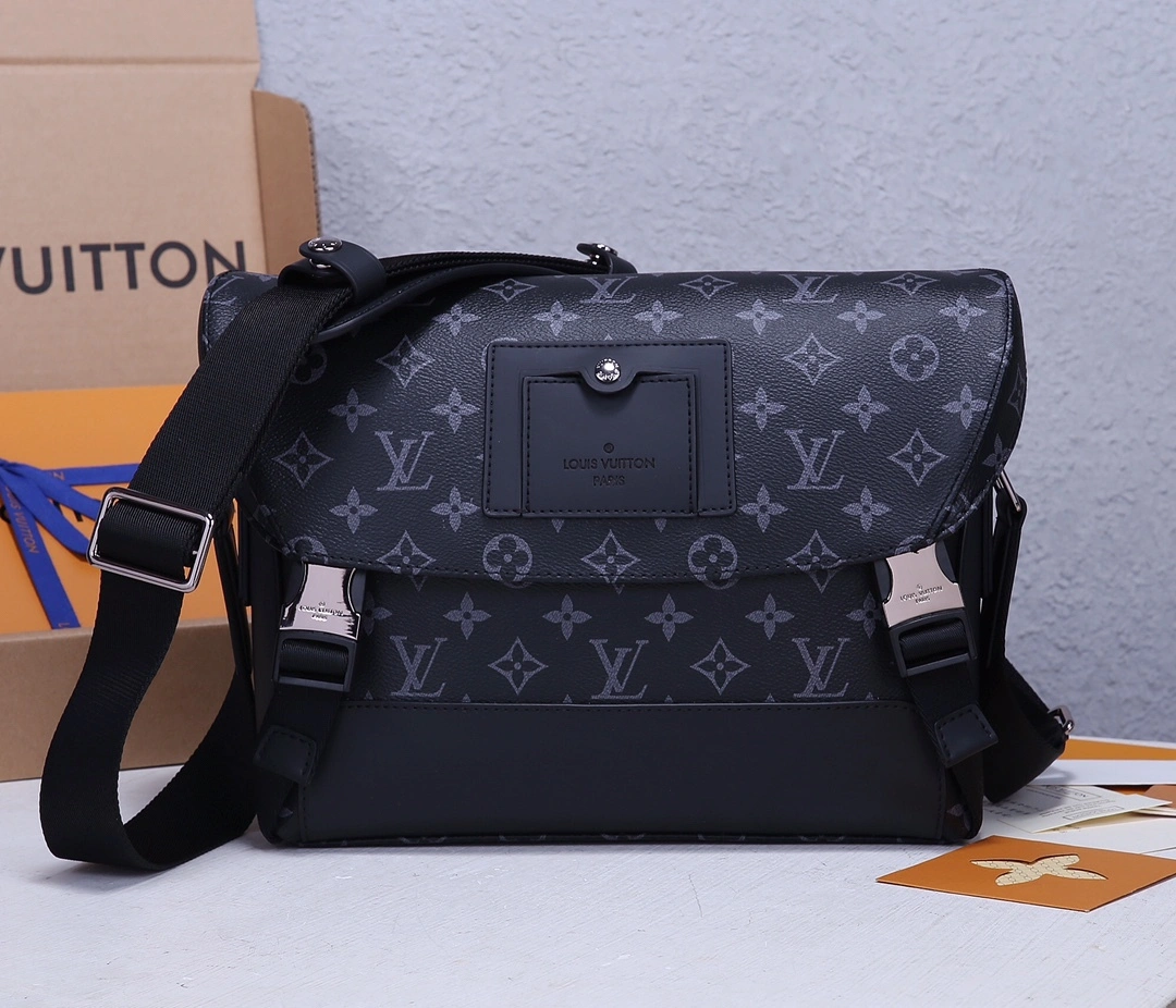 MOMO-- M40511 item：C-B000F0111R