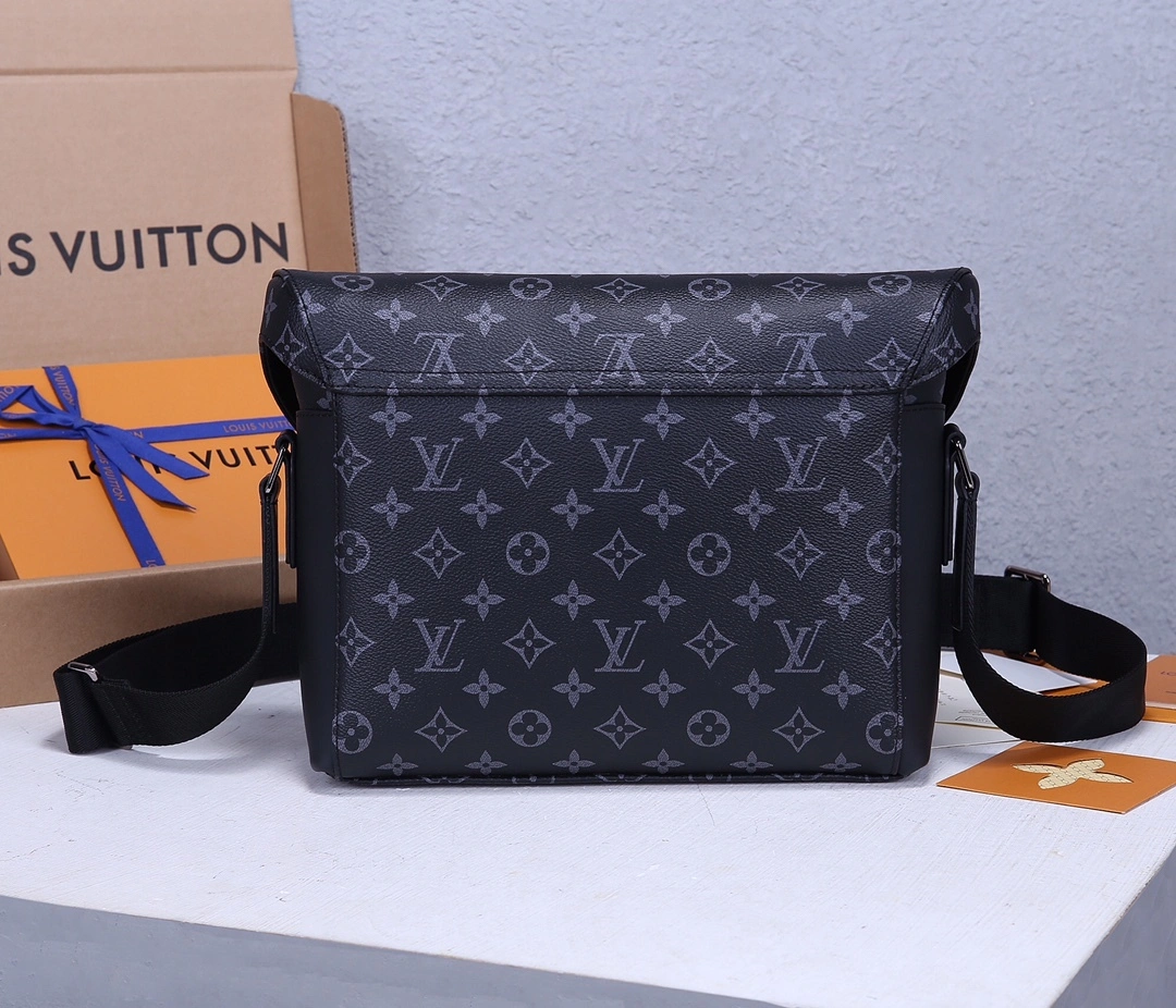 MOMO-- M40511 item：C-B000F0111R