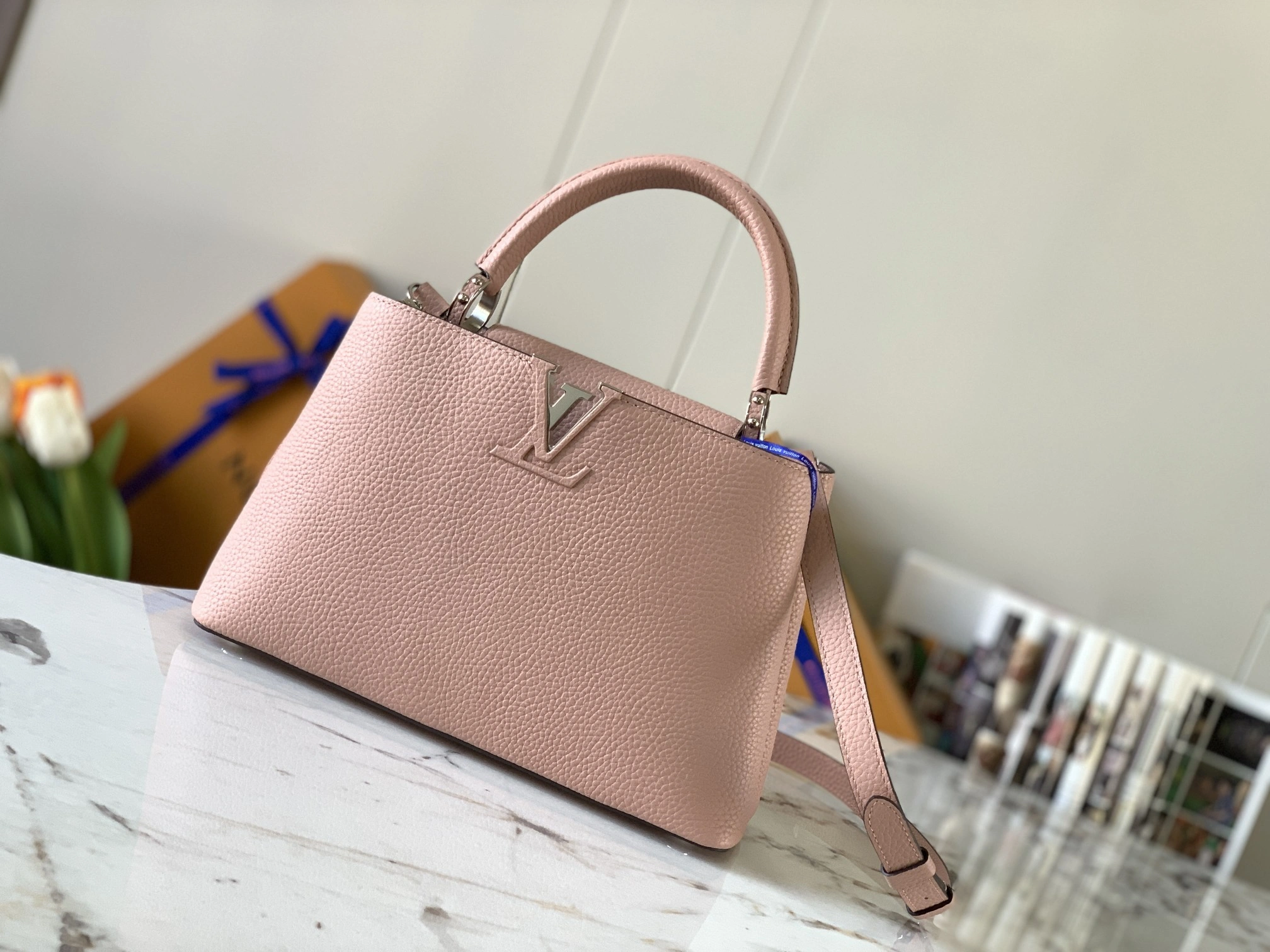 MOMO-- M42258 high quality version item：C-B000H0803R