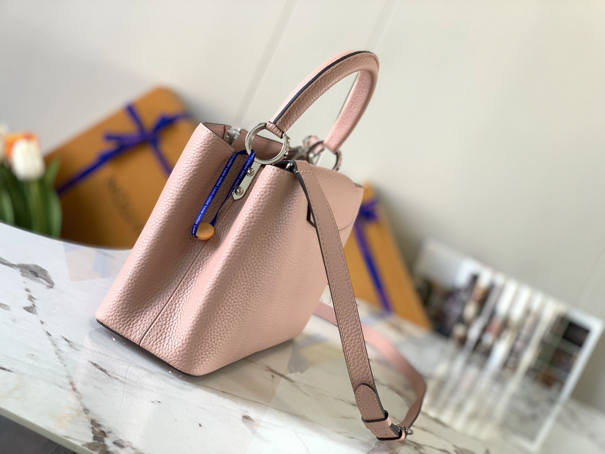 MOMO-- M42258 high quality version item：C-B000H0803R