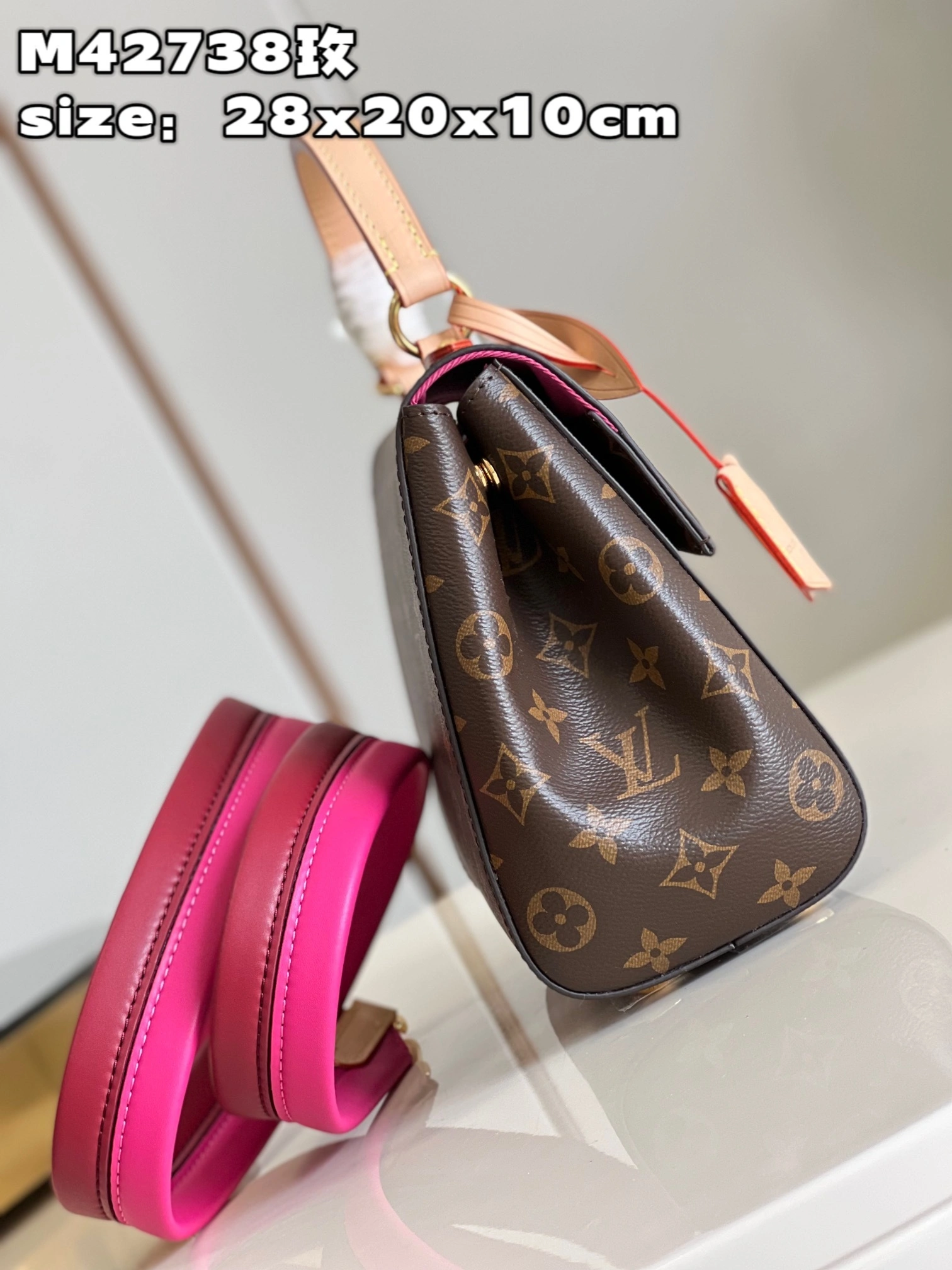 MOMO-- M42738 item：C-B116F0209R