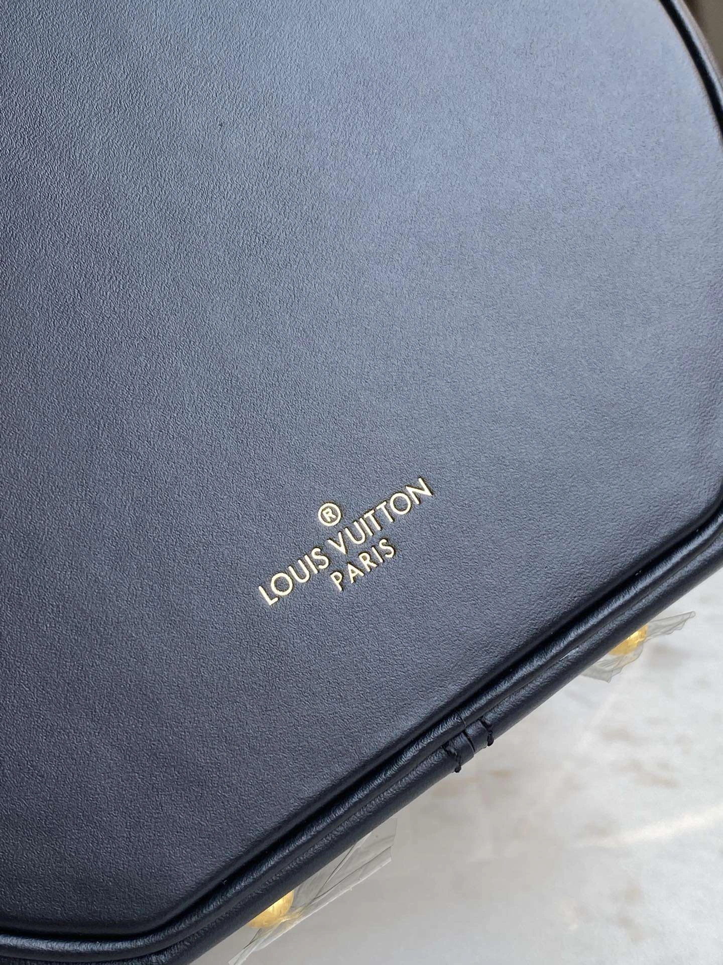 *MOMO-- M43510 Calfskin item : A-B00G3123