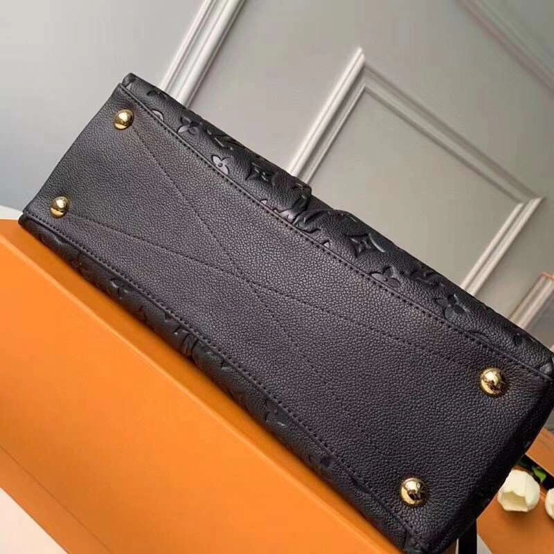 *MOMO-- M44421 cowhide item : A-B00G3130