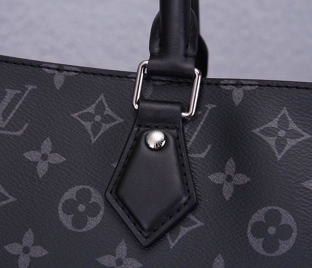 MOMO-- M44733 item：C-B000F0109R