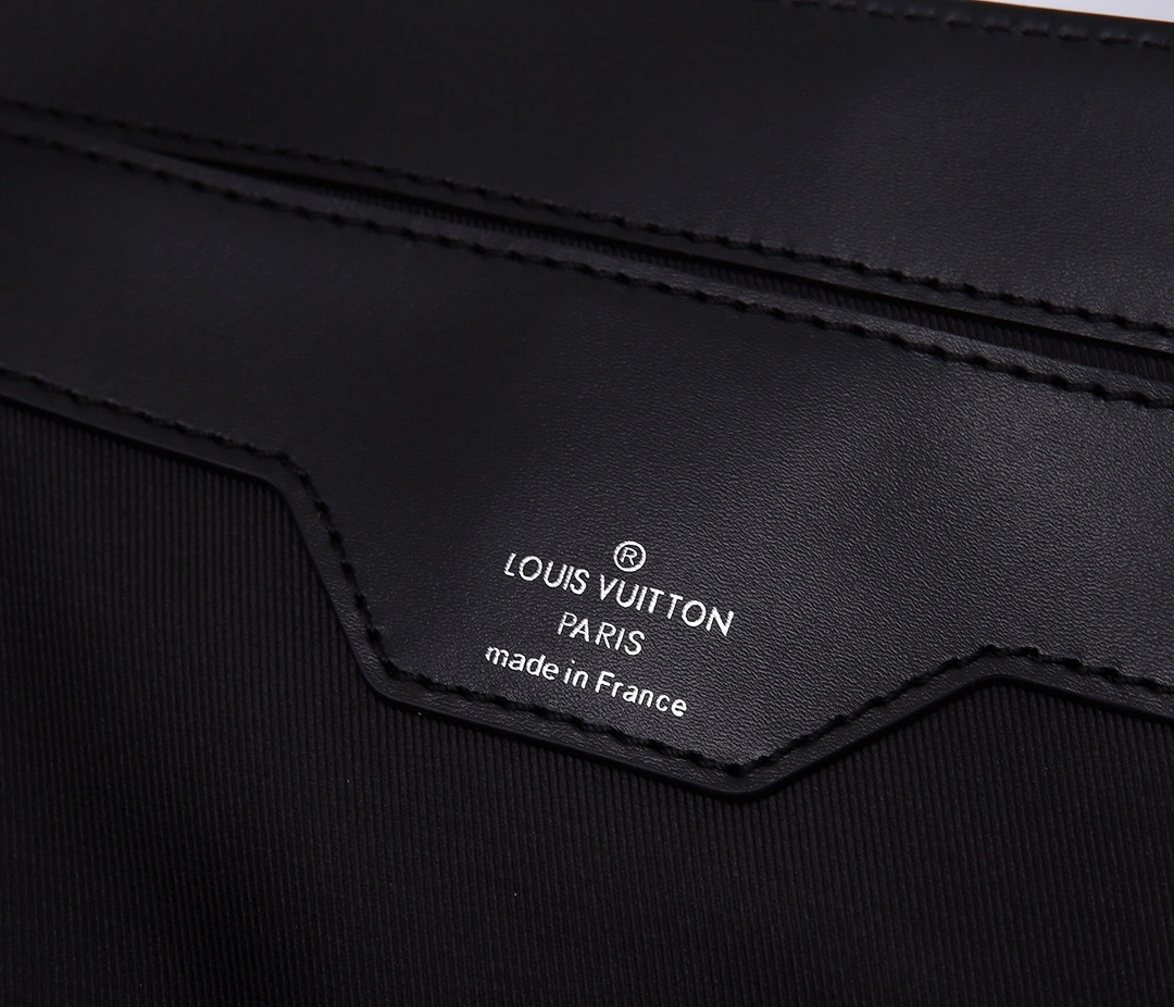 MOMO-- M44733 item：C-B000F0109R