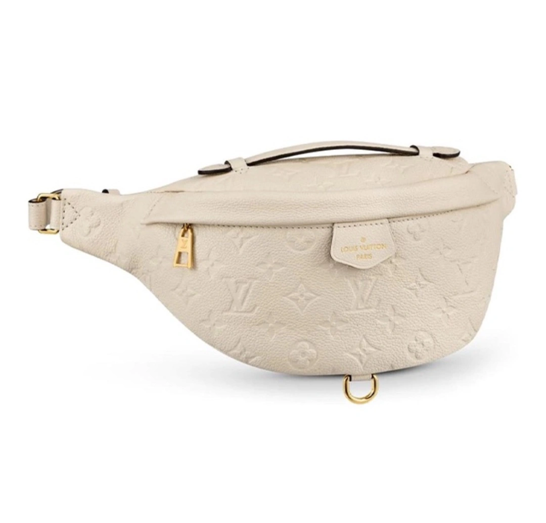 MOMO-- M44836 item：C-B788F0949R