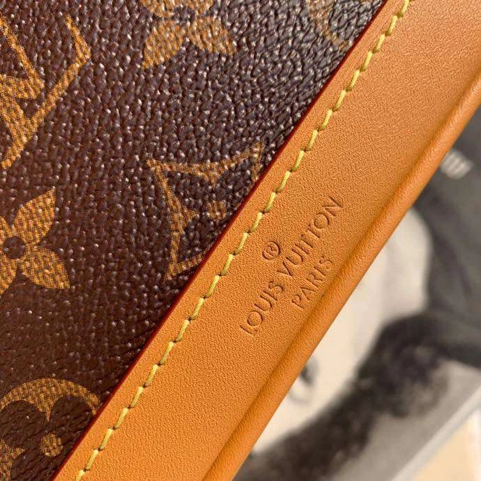 *MOMO-- M44877 cowhide item : A-B00G2965
