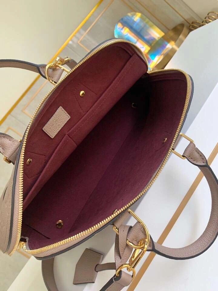 *MOMO---M44885 item : A-B106H0234