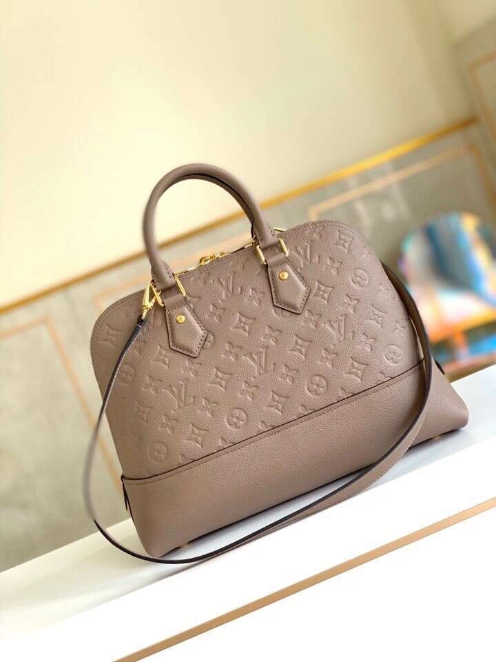 *MOMO---M44885 item : A-B106H0234