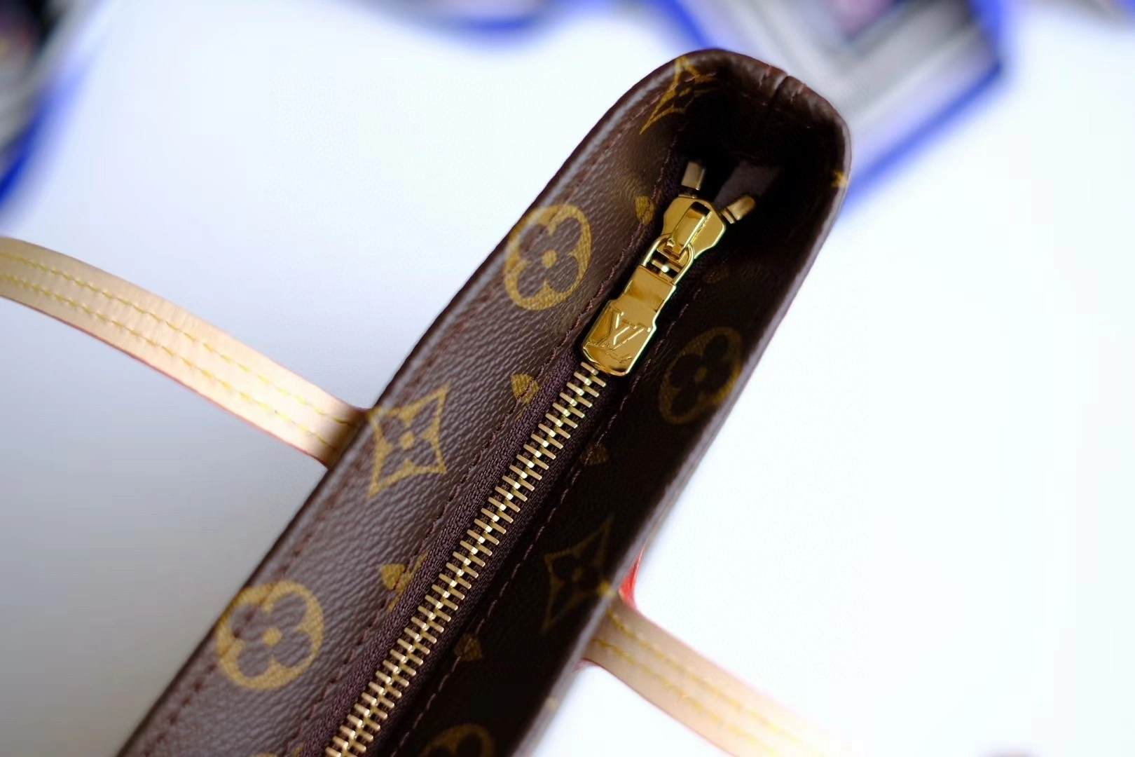 MOMO-- M45199 item : A-B00H0302