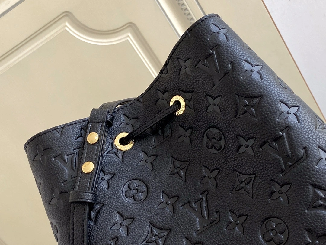&MOMO-- M45256 item：C-B000F0223R
