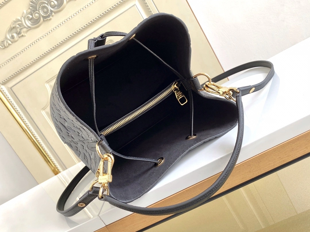&MOMO-- M45256 item：C-B000F0223R