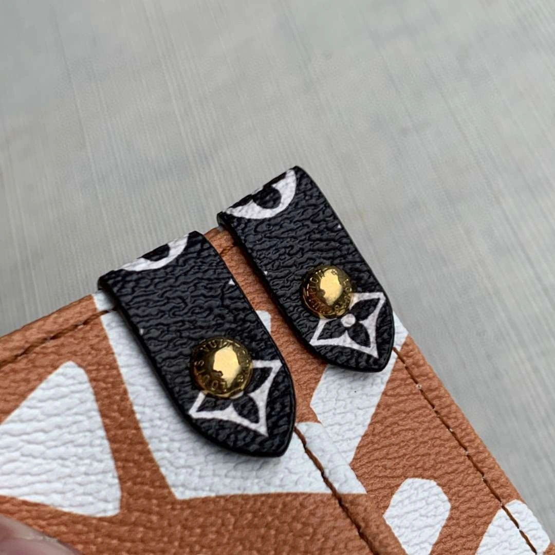 *MOMO-- M45359 cowhide item : A-B118G2964