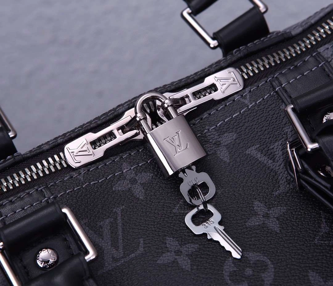*MOMO-- M45392 cowhide item : A-B340G2819