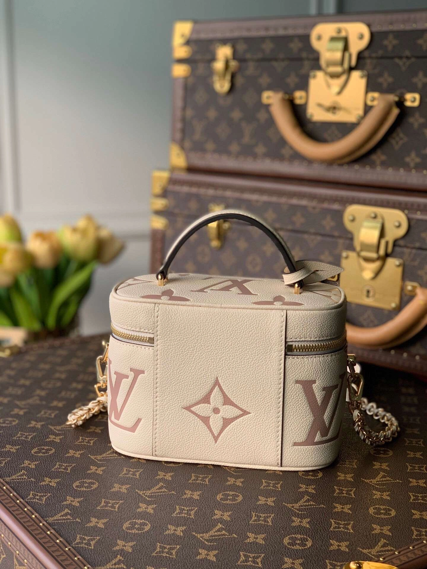 MOMO-- M45599 item: 182B88D0604