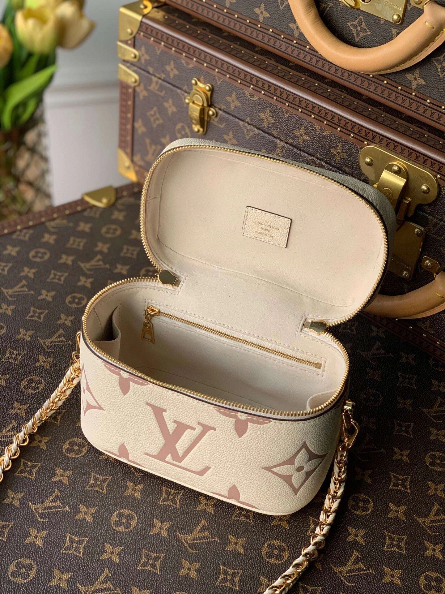 MOMO-- M45599 item: 182B88D0604