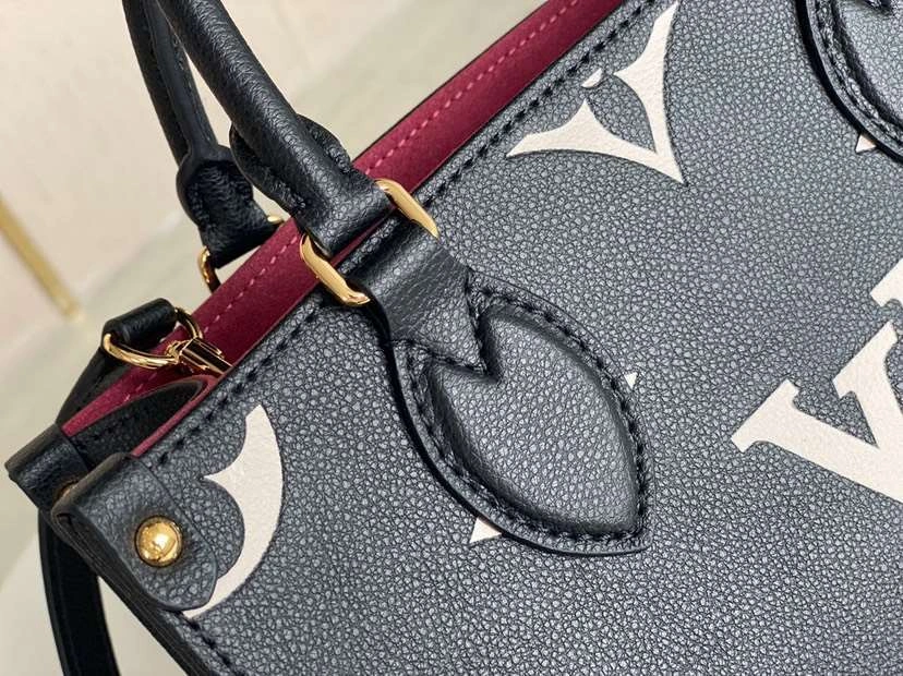 *MOMO-- M45659 cowhide item : A-B330G2830