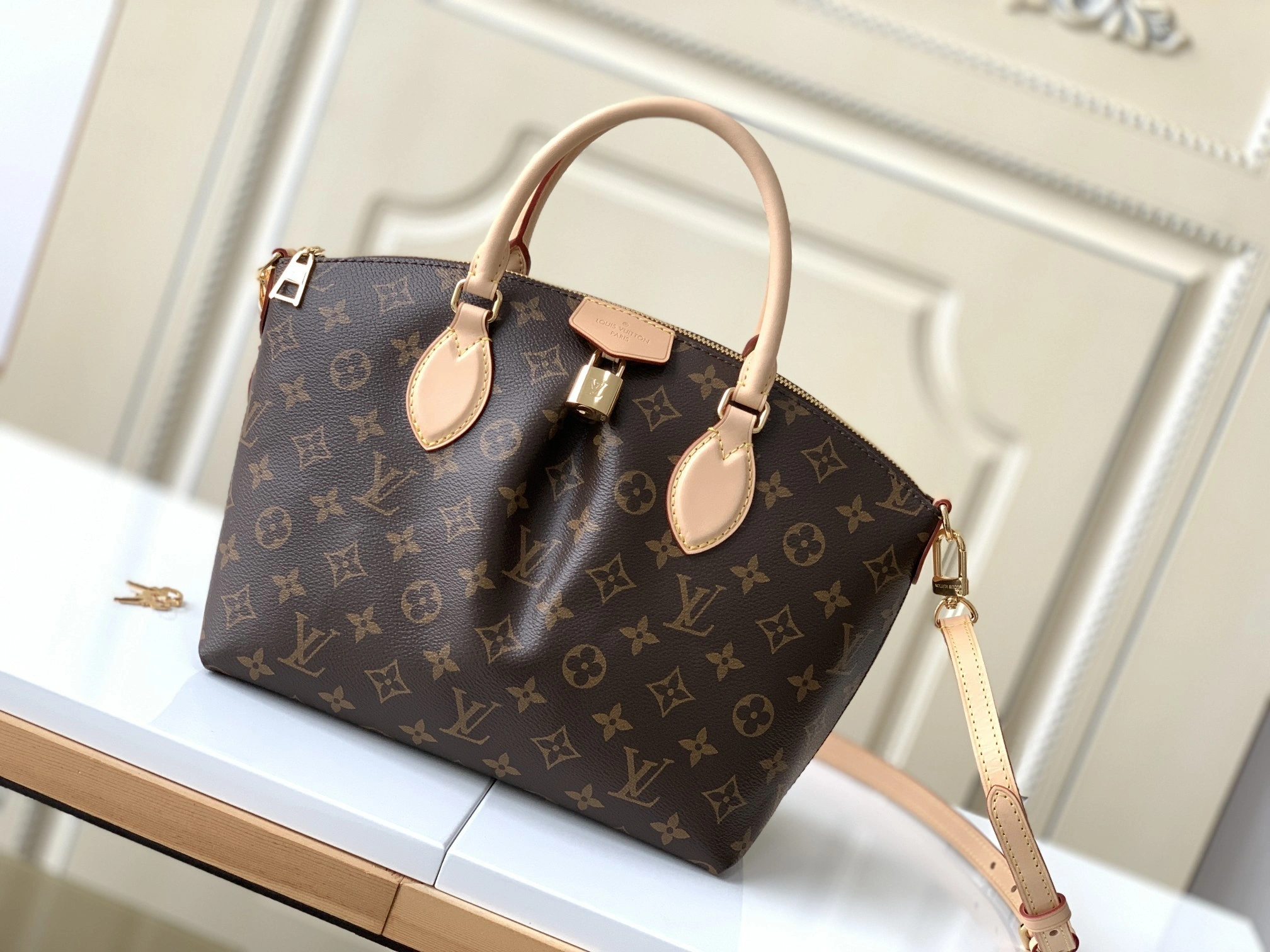 MOMO-- M45986 item：C-B000F0220R