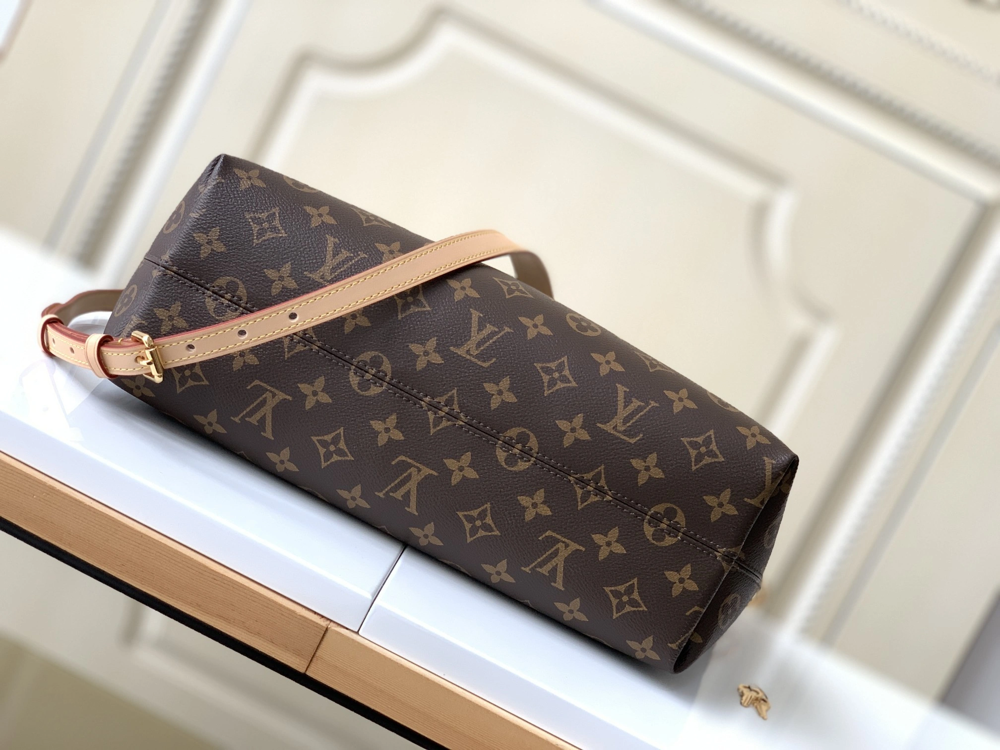 MOMO-- M45987 item：C-B000F0221R