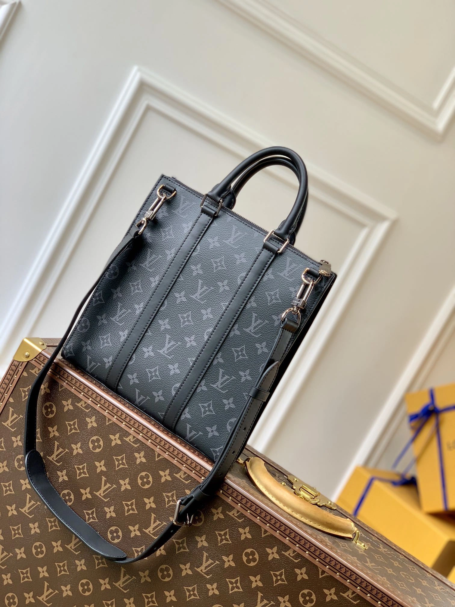 MOMO-- M46098 item：C-B063F0974R