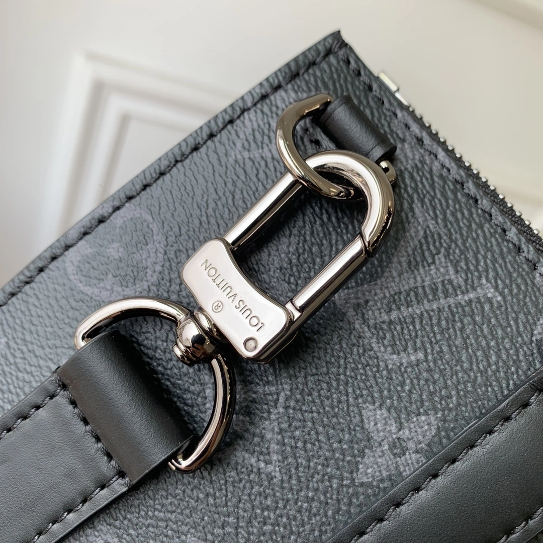 MOMO-- M46098 item：C-B063F0974R