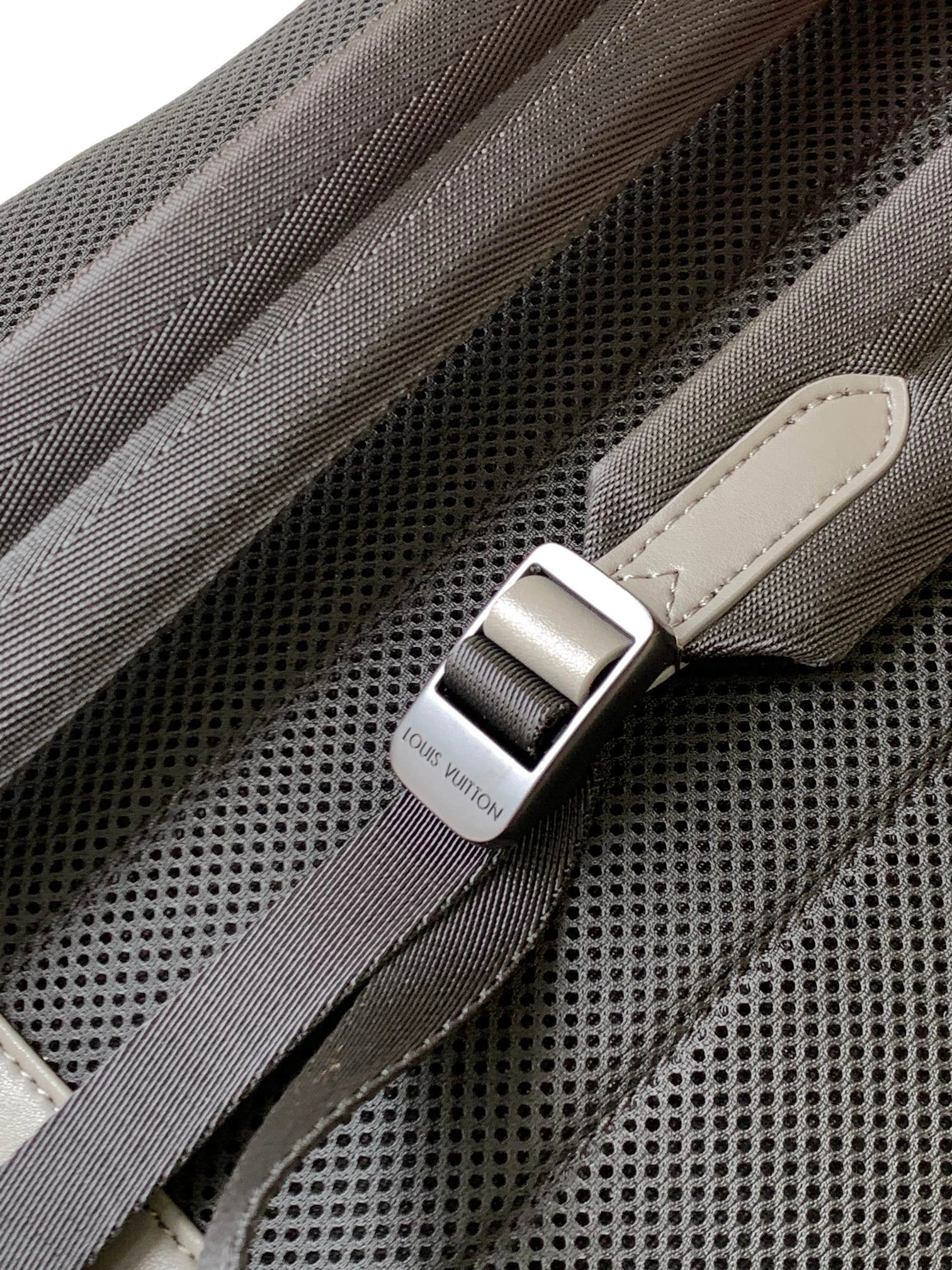 MOMO-- M46105 item：C-B000F0266R