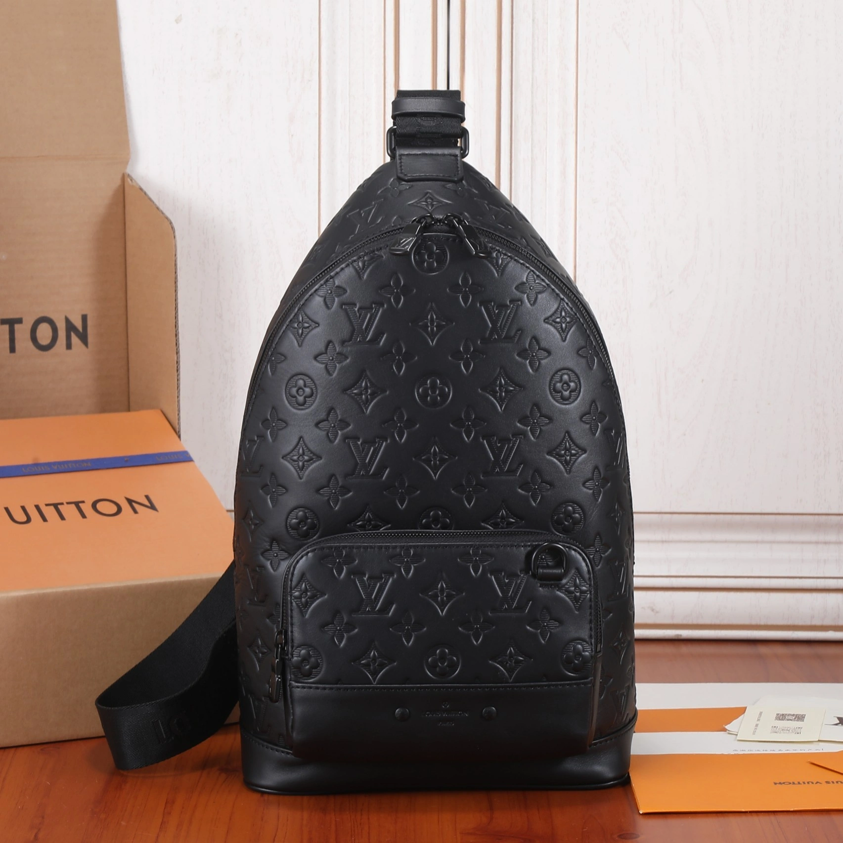 MOMO-- M46107 item：C-B000I2510V
