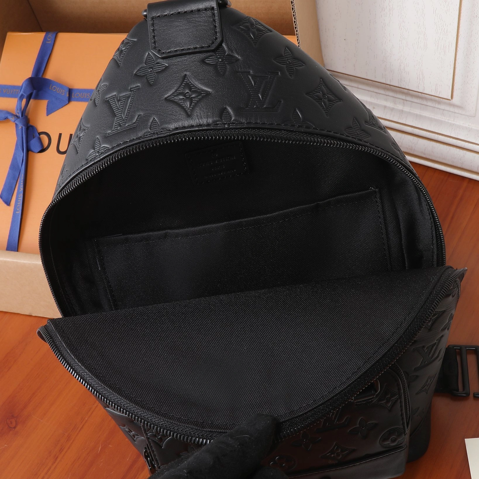 MOMO-- M46107 item：C-B000I2510V