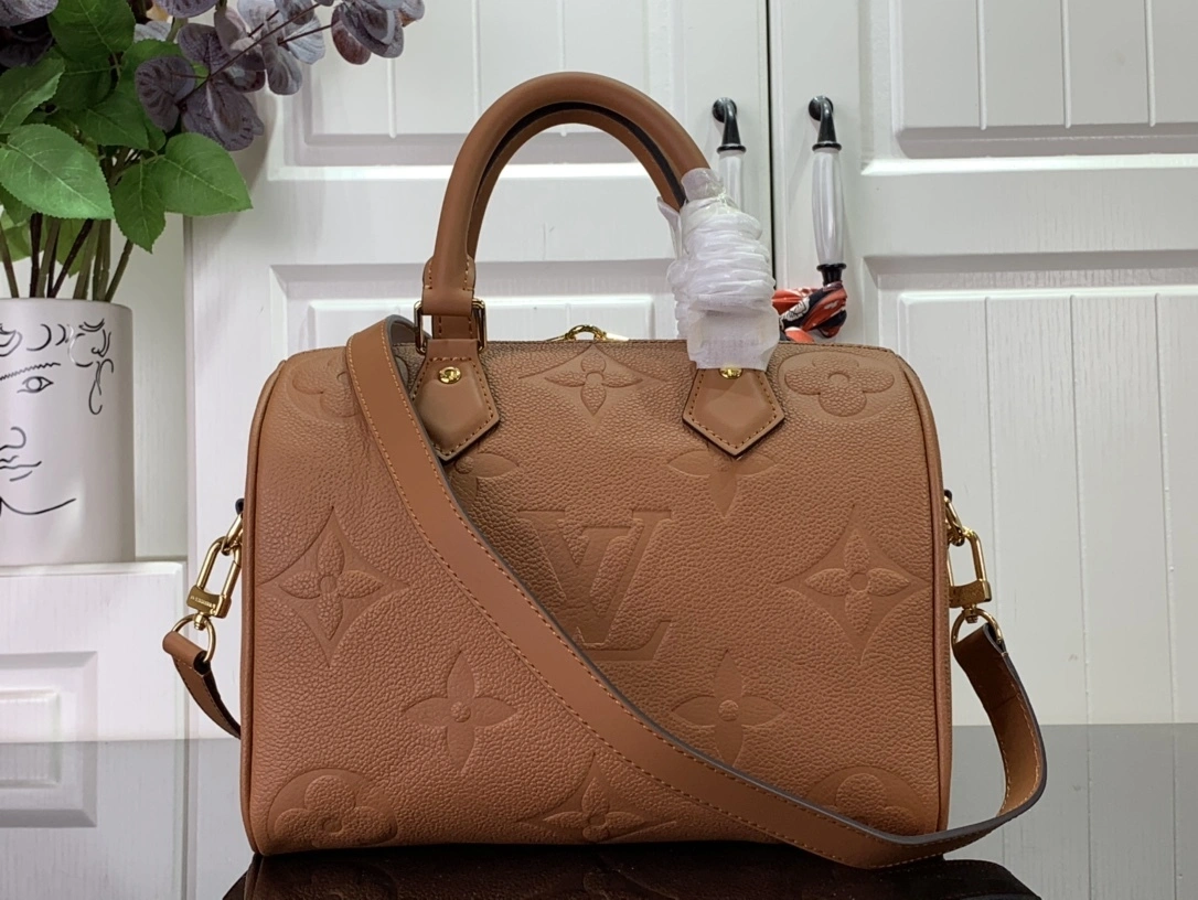 MOMO-- M46136 item:D-B174A1519