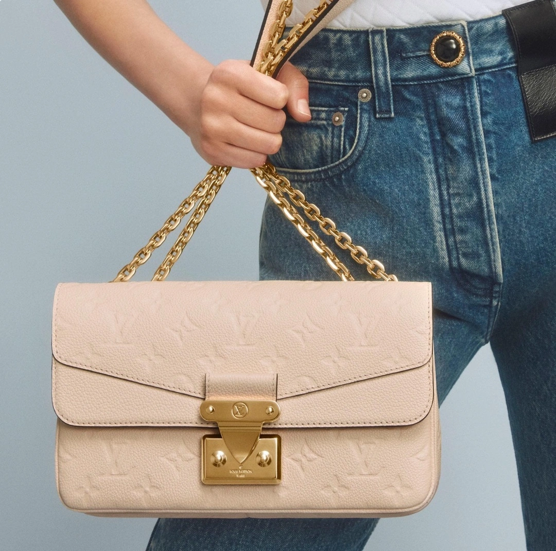 MOMO-- M46201 item：C-B788F0904R
