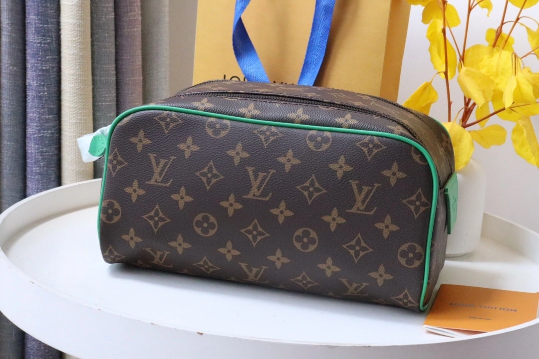 MOMO-- M46253 item：C-B000F0263R