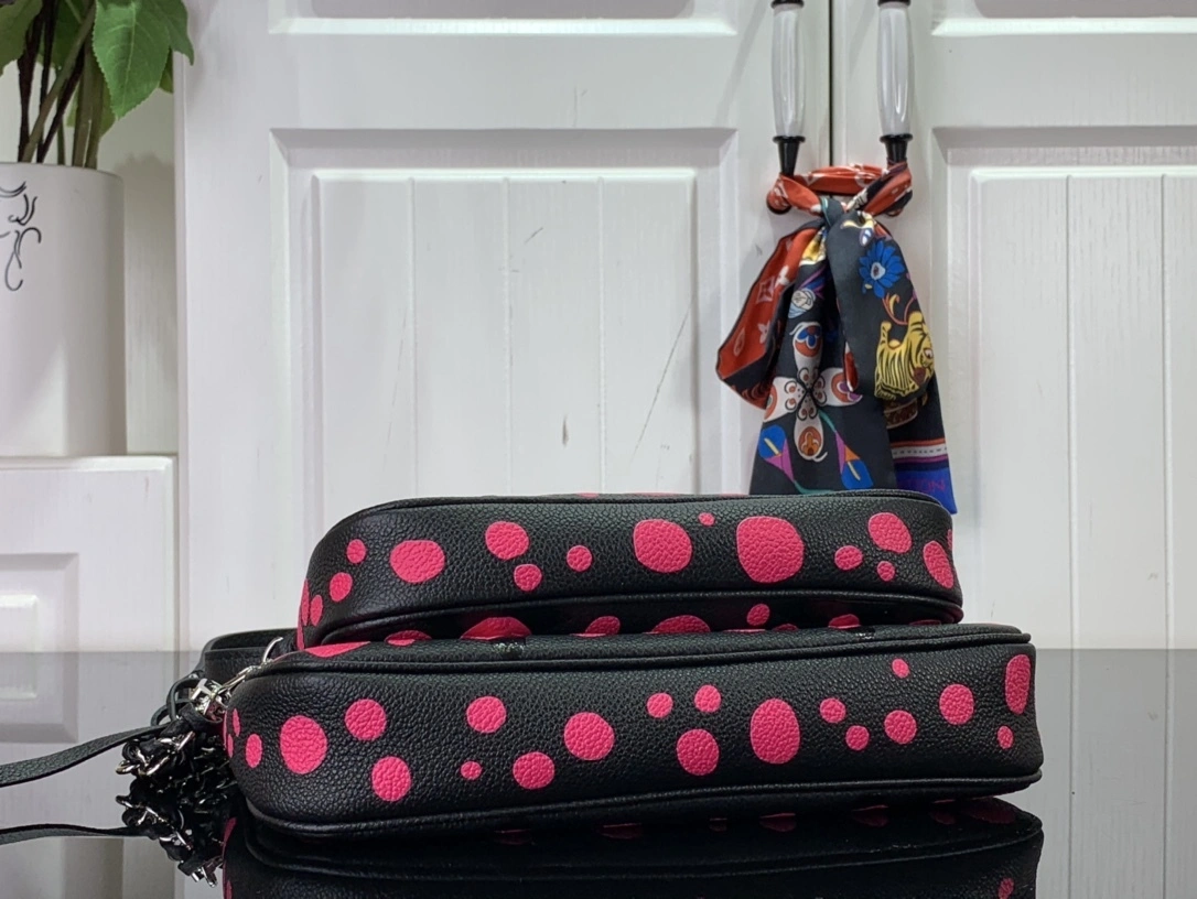 MOMO-- M46421 item：C-B063F0940R