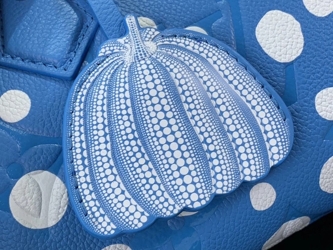 MOMO-- M46425 item：C-B063F0924R