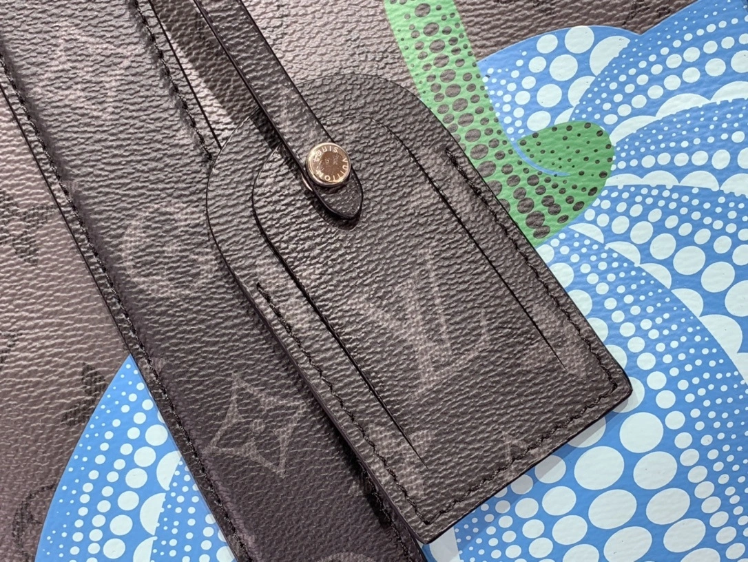 MOMO-- M46434 item：C-B063F0918R
