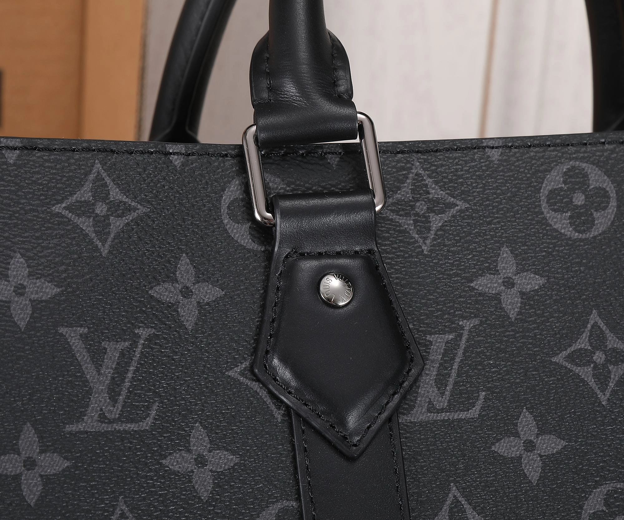 MOMO-- M46451 item：C-B000F0272R