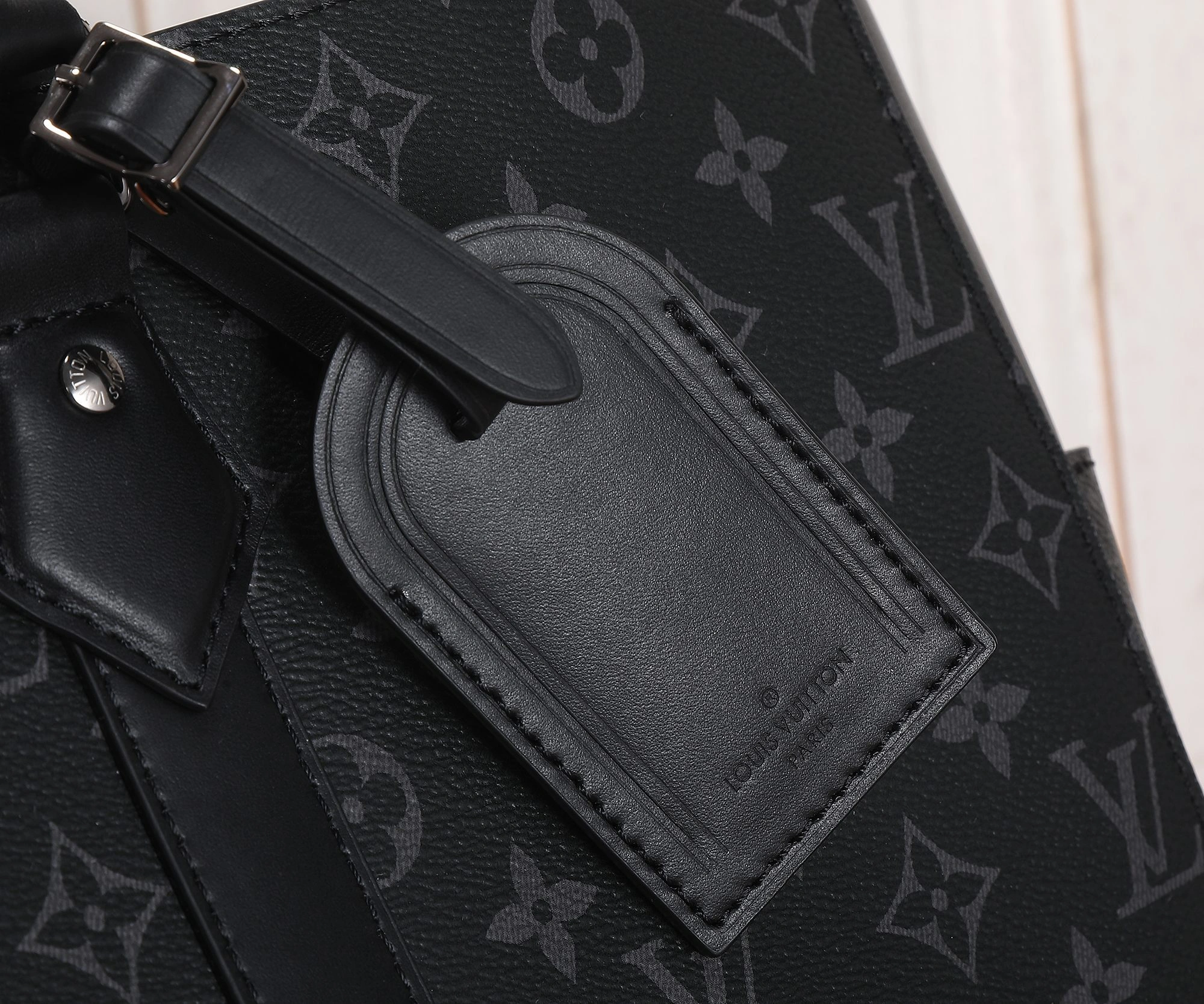 MOMO-- M46451 item：C-B000F0272R