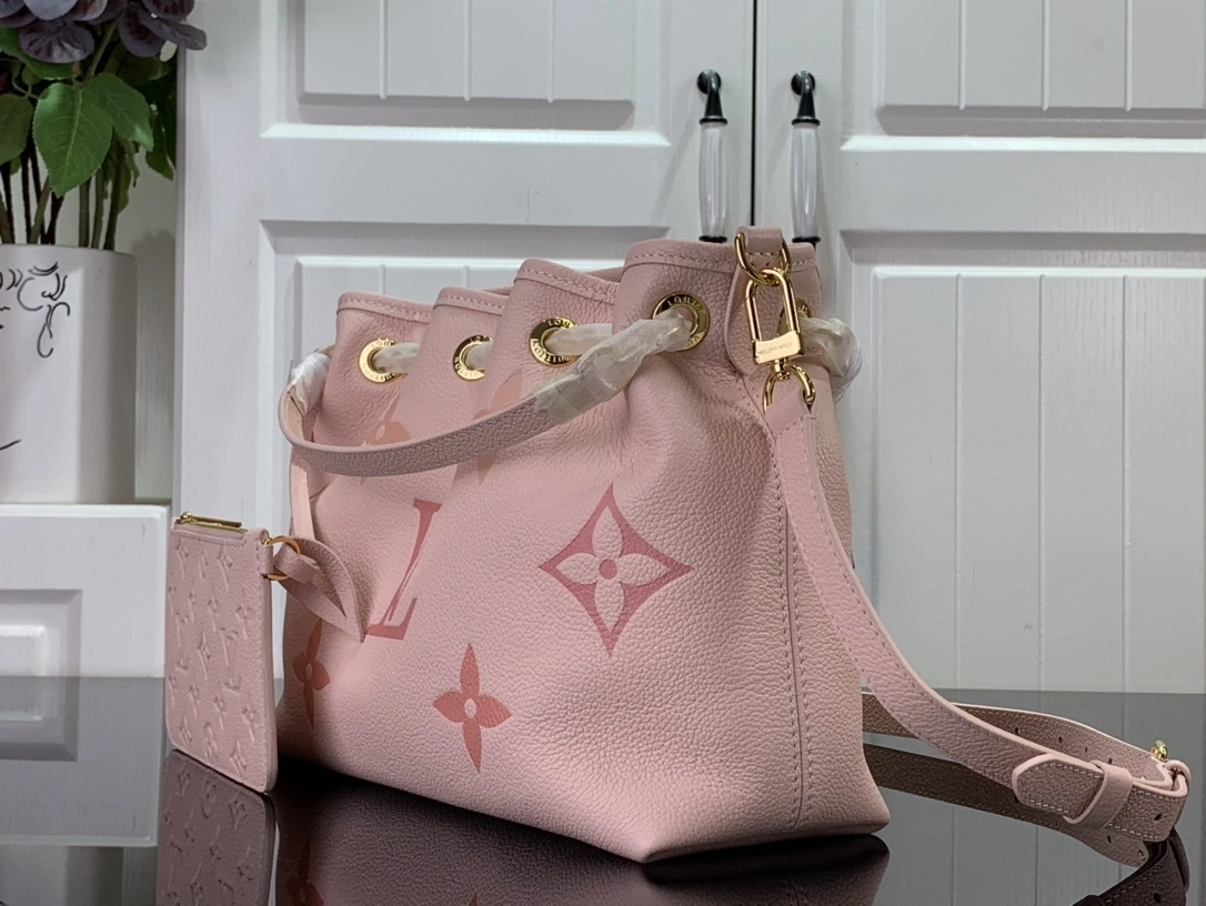 MOMO-- M46492 item：C-B063F0932R
