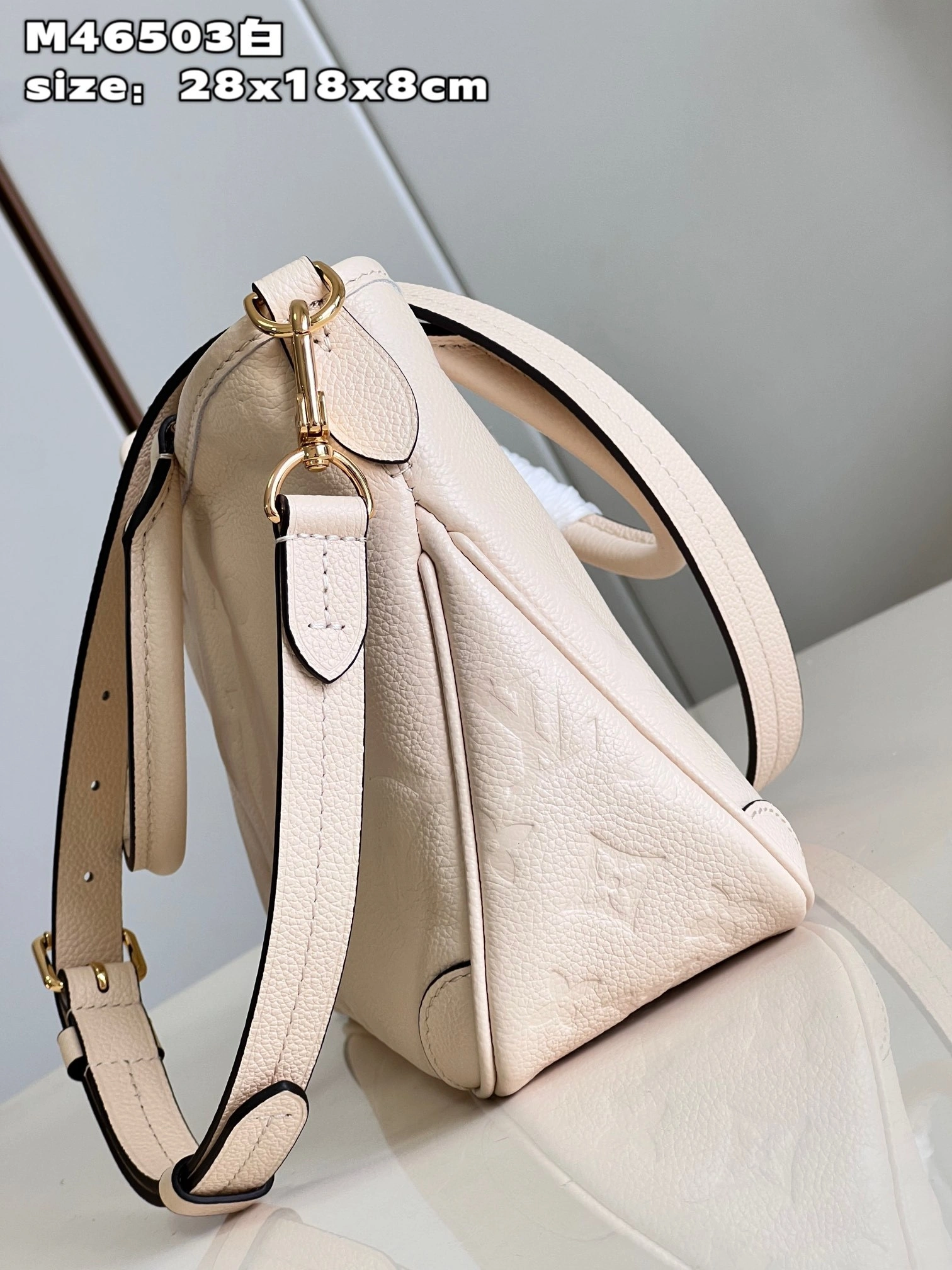 MOMO-- M46503 item：C-B000F0248R