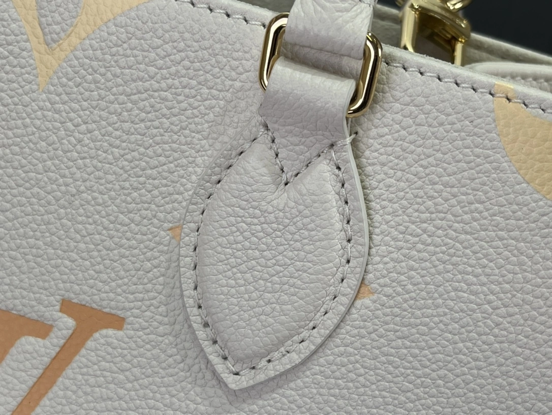 MOMO-- M46513 high quality version item：C-B063F1422R
