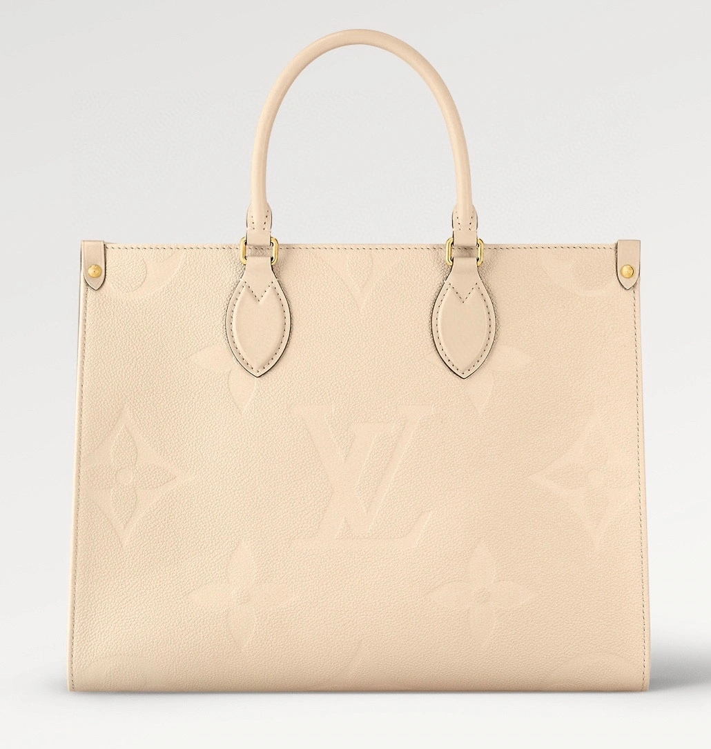 MOMO-- M46531 item：C-B063F0978R