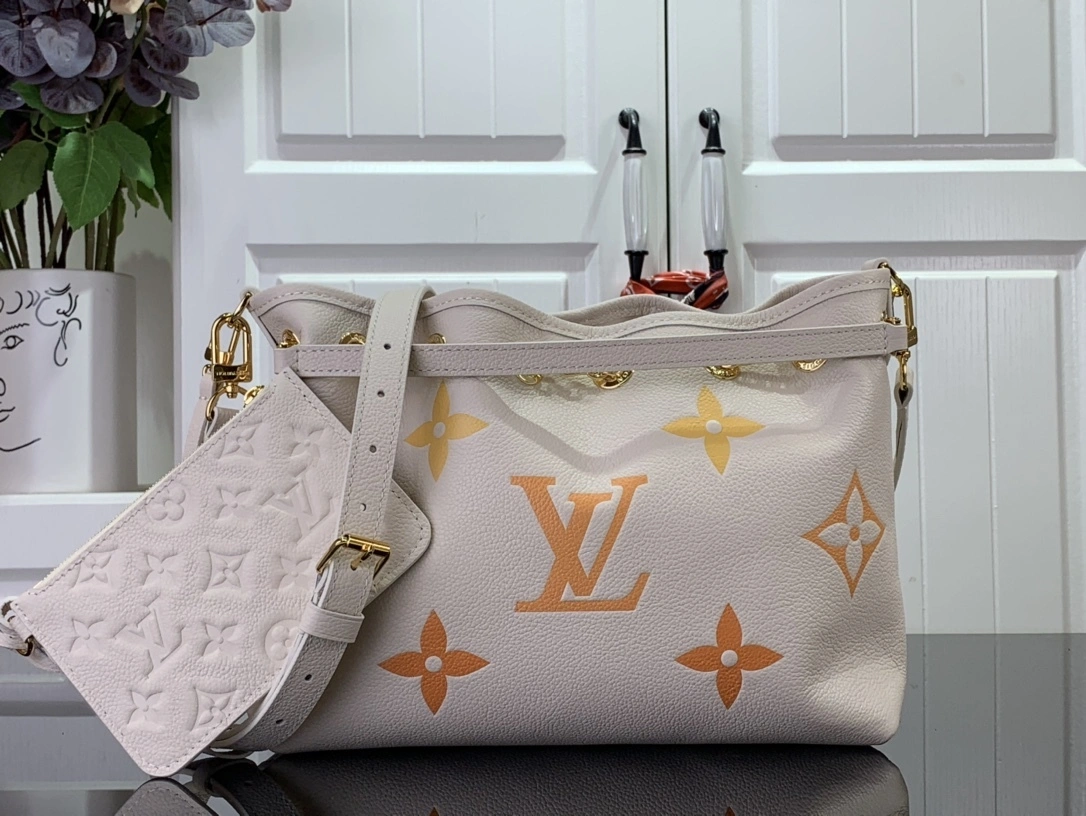 MOMO-- M46545 item：C-B063F0933R