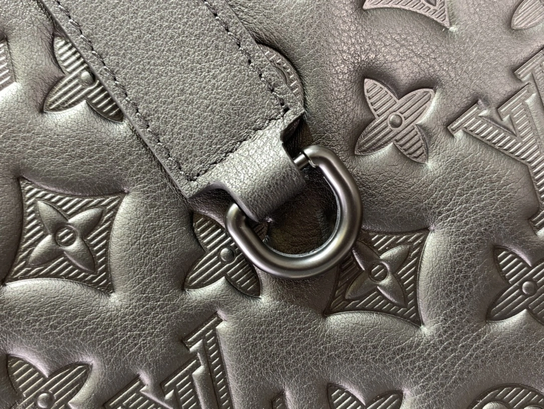 MOMO-- M46554 high quality version item：C-B063H1713R