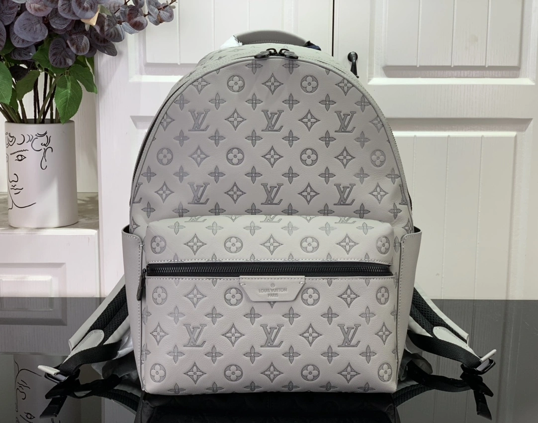 MOMO-- M46557 high quality version item：C-B063I0943R